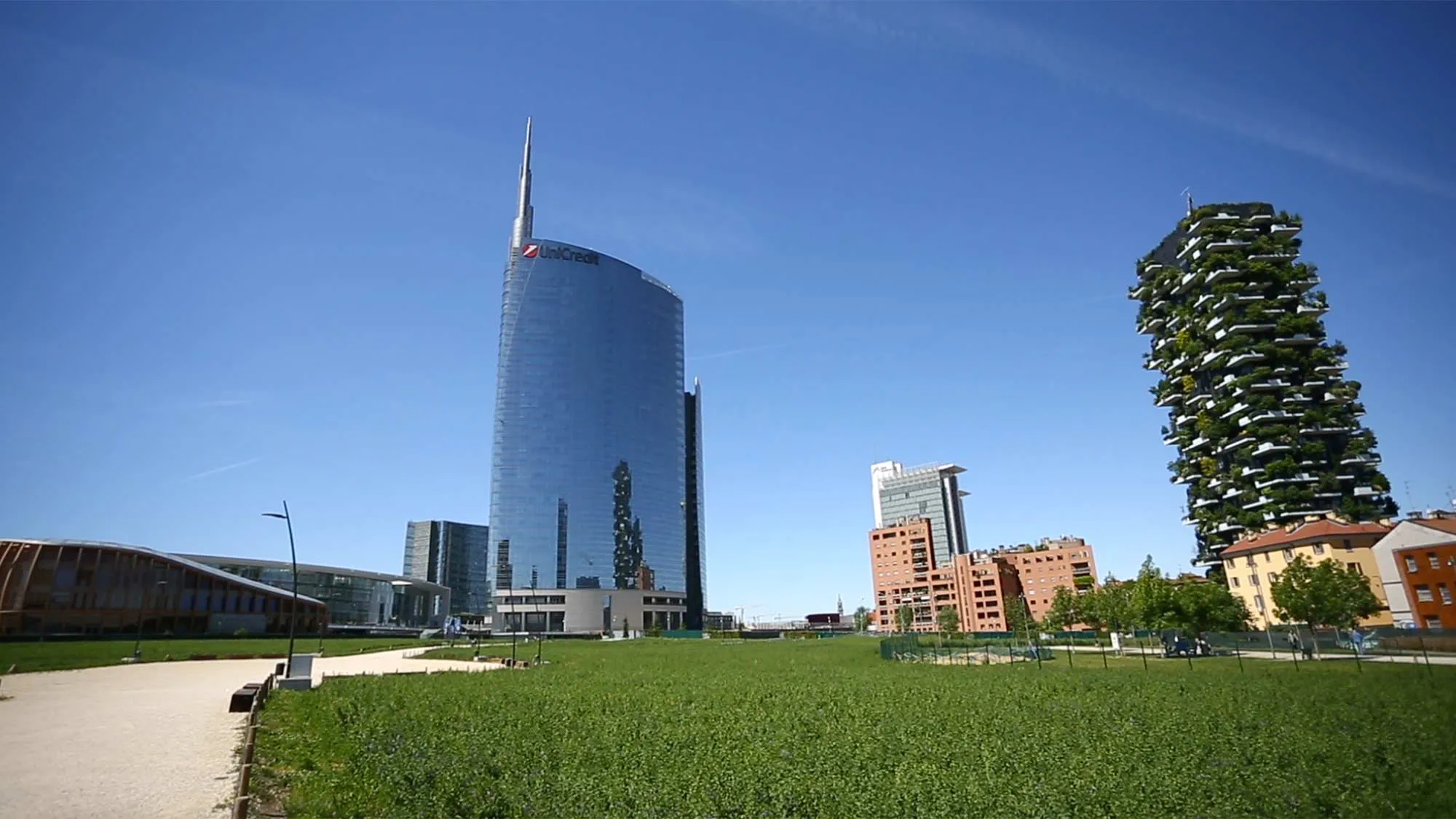 Bosco Verticale situated within the Porto Nuevo development, Milan 