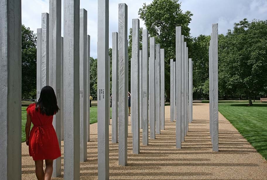 The work is a permanent memorial to honour the 52 lives lost in the four terrorist bombings in London on 7 July 2005.