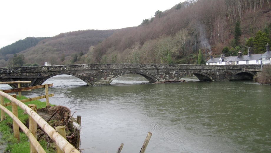 The old Dyfi Bridge