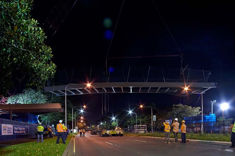 Largest span of the Albert ‘Tibby’ Cotter Walkway moves into place along Anzac Parade