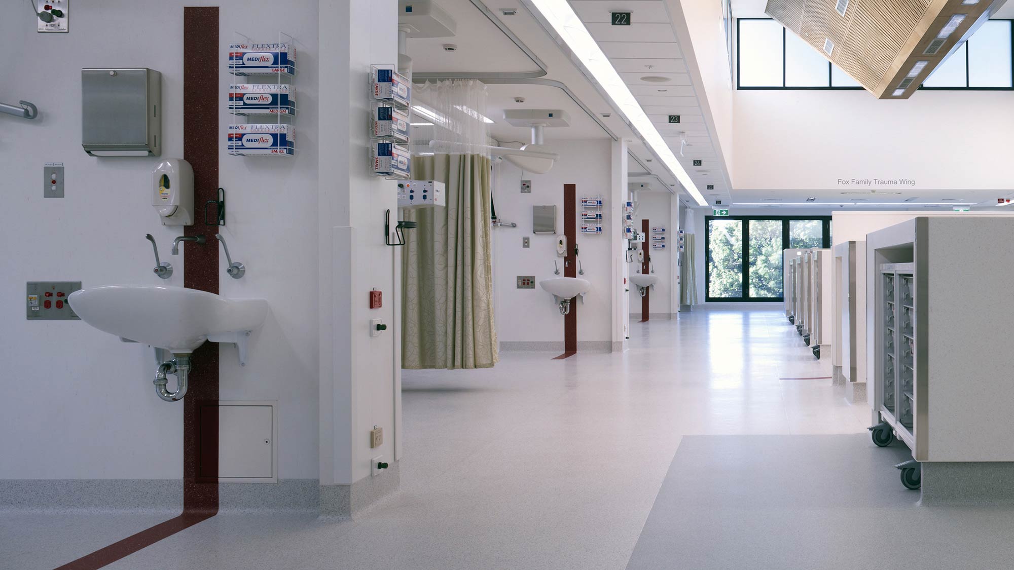 Interior view of Alfred Hospital Intensive Care Unit. Credit: Rhiannon Slatter Photography