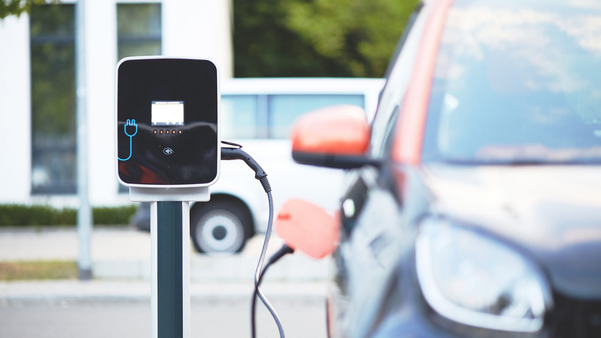 Assessment of electric vehicle charging on UK motorways Arup