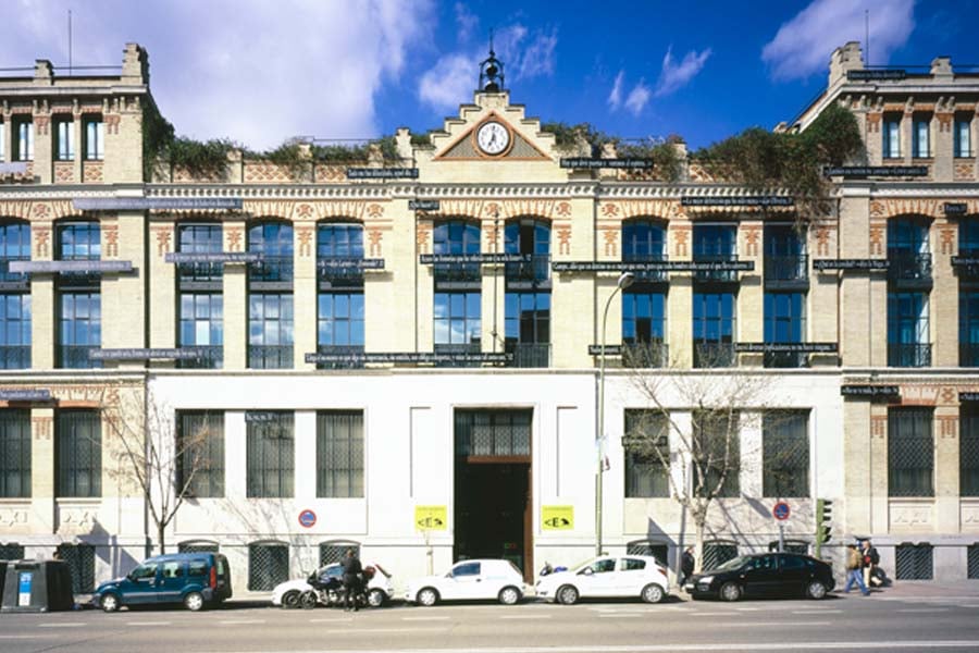 La Casa Encendida is the social and cultural centre of the Fundación Especial Caja Madrid. 