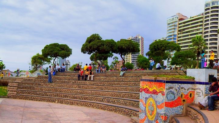 Parque del amor, malecón de Miraflores, Lima, Perú