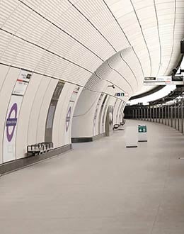 Curved platform at Tottenham Court Road Station