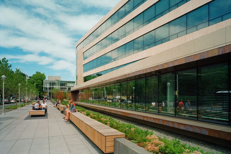 A main goal in the creation of the Bill & Melinda Gates Foundation Headquarters was to create a superlative workplace for its staff.