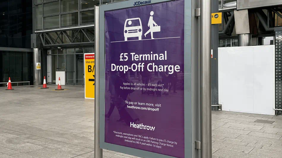 Heathrow Airport - Terminal Drop-Off Charge Sign