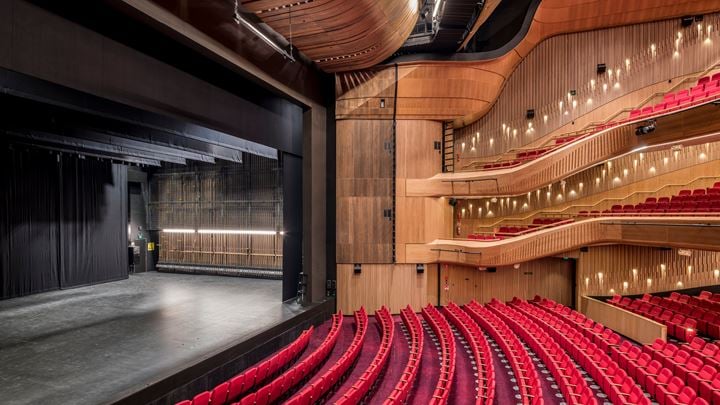Inside side view of the new auditorium at Her Majesty’s Theatre in Adelaide ©Chris Oaten