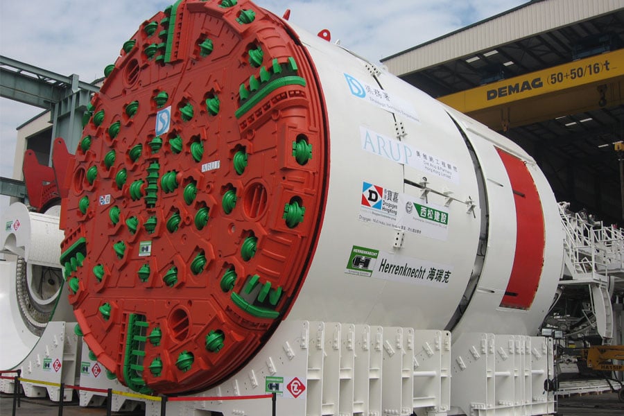 The tunnel boring machine 'Oshin' is named after a symbolic figure of perseverance.