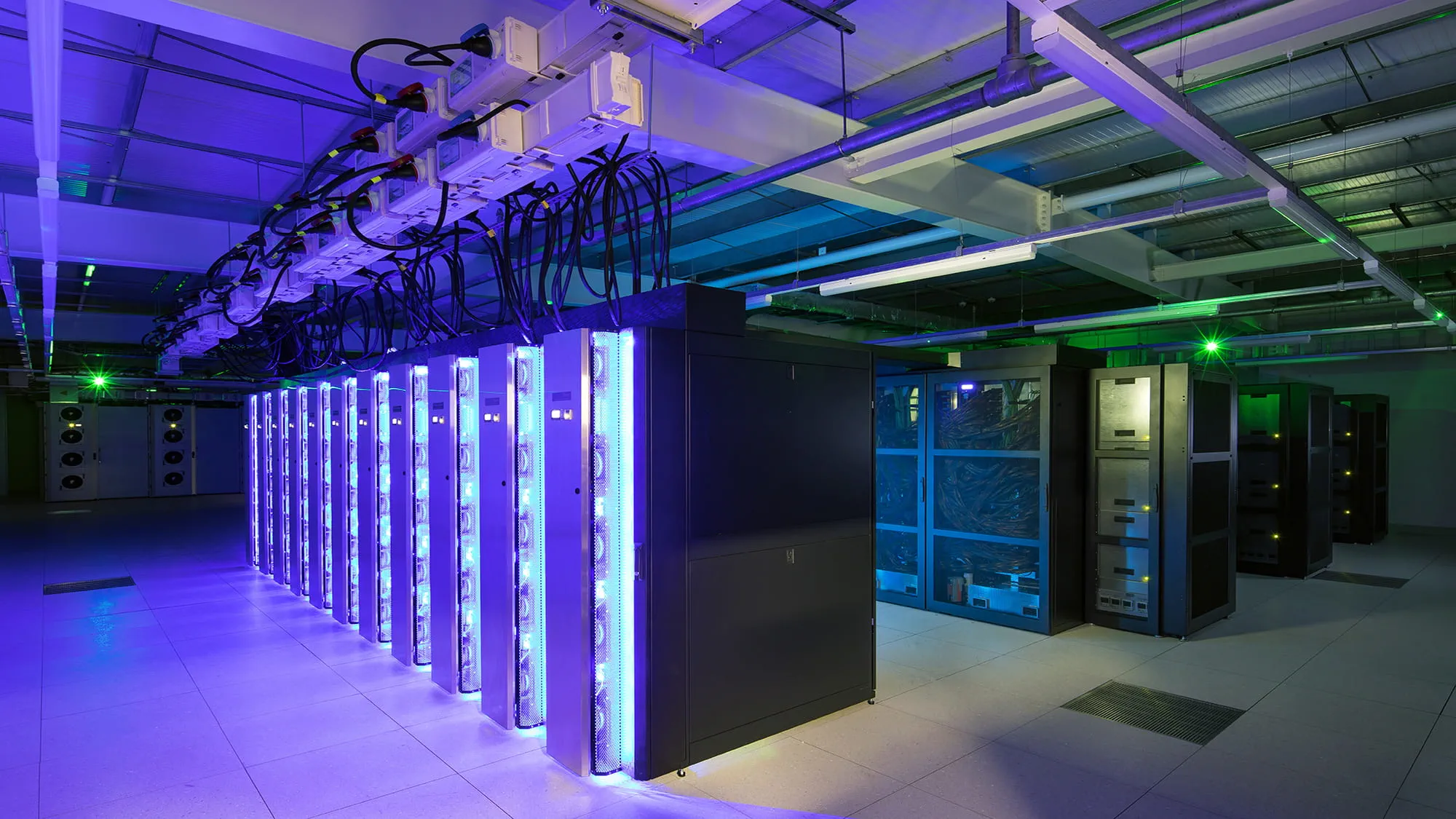 Internal image of the Met Office High Performance Computer data centre.