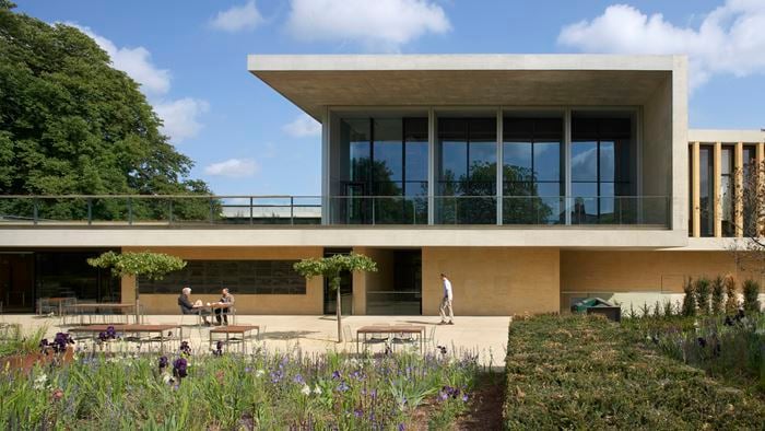 The new plant science laboratory is 11,000m2 and located in the Botanic Gardens of the University of Cambridge. Sustainability was a key driver with the University requiring BREEAM 'Excellent' (2006). Photo credit: Hufton and Crow