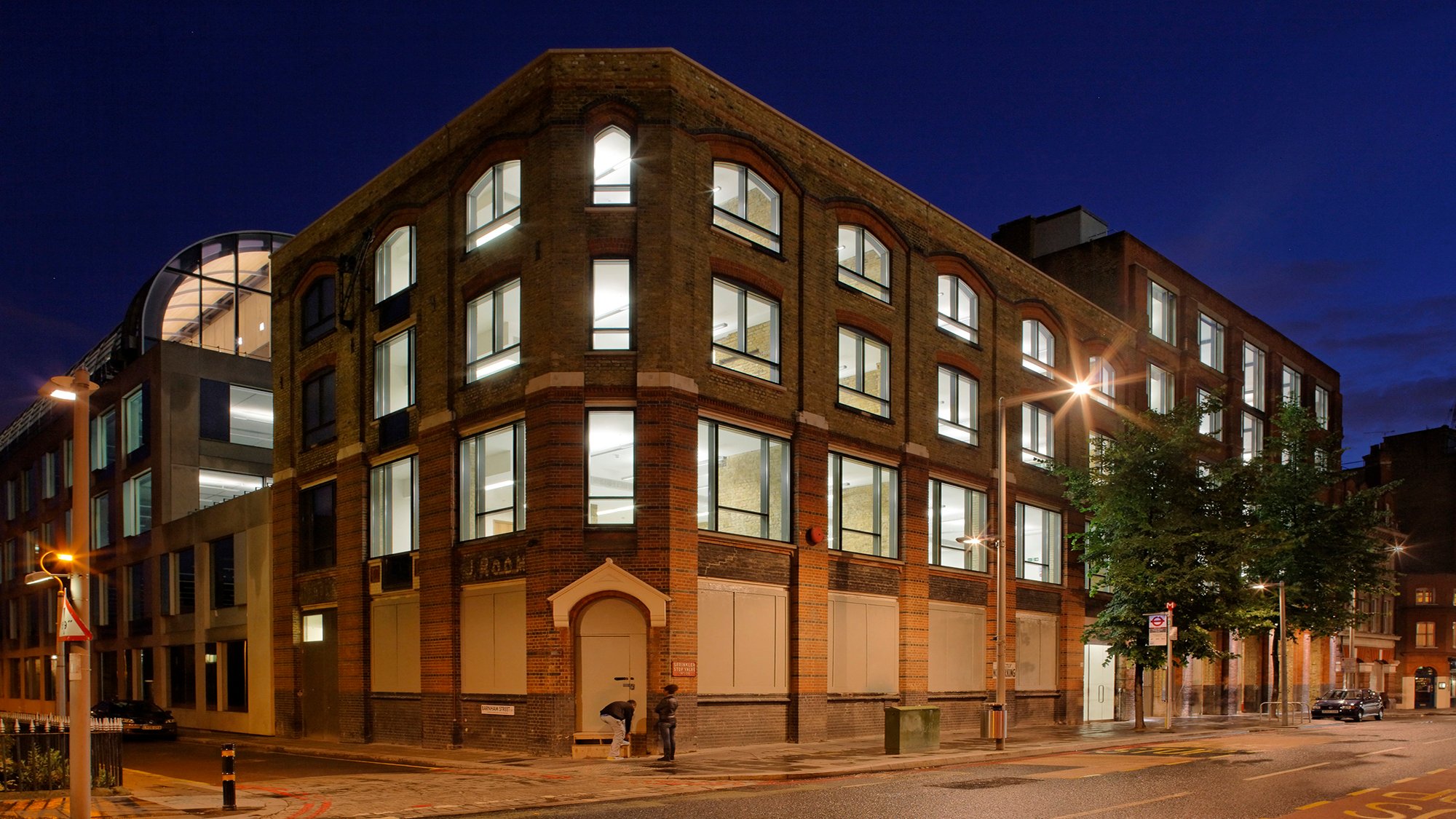 The project combined the refurbishment of Victorian warehouse buildings with a six-storey new build to create an energy-efficient office building.