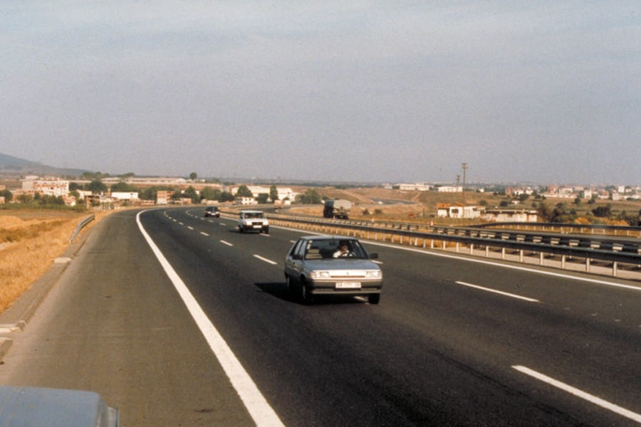 The Turkish section of the Trans European Motorway runs from Edirne near the Bulgarian/Greek border of Istanbul.