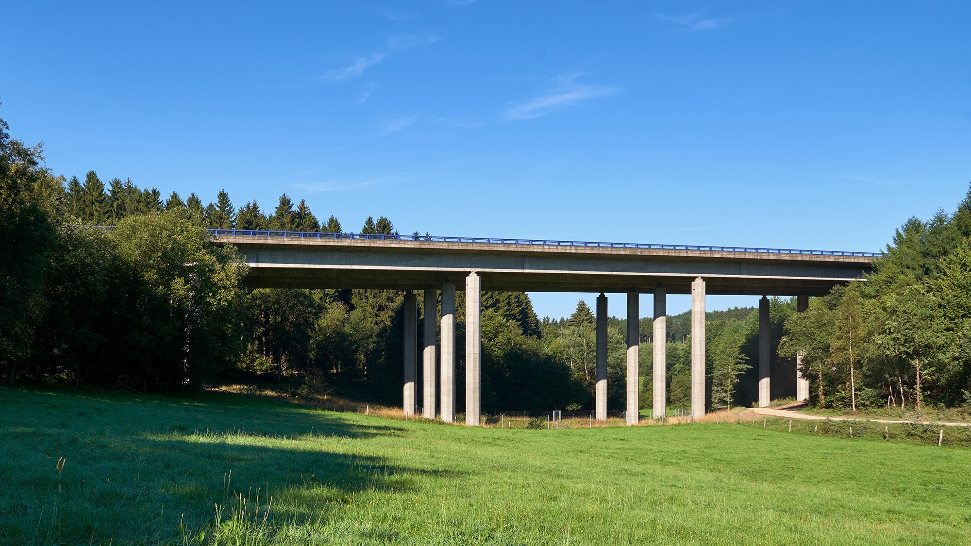 Front view of the Viaduct Ottfingenc. Credit: Ullrich 