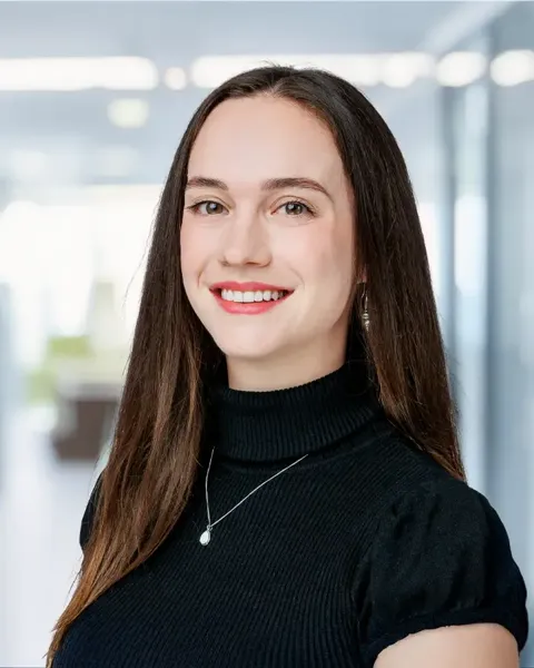 Sarah Flanagan headshot