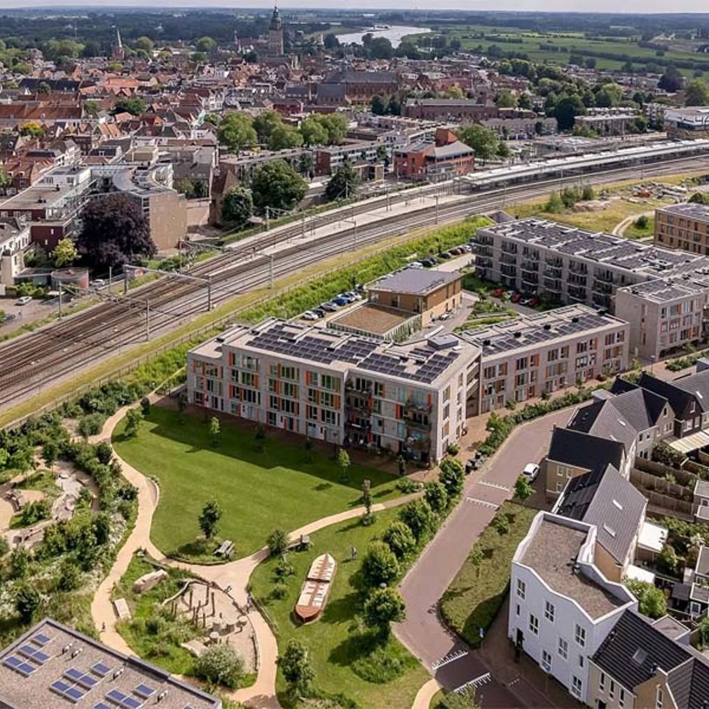 City aerial view of Mars kwartier with Ettegerpark