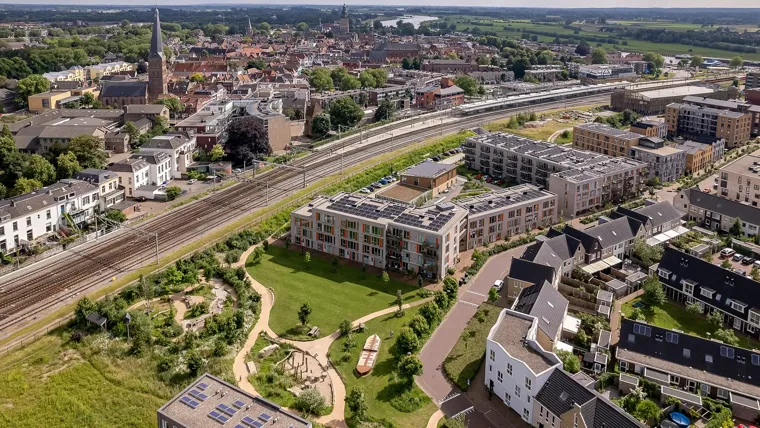 City aerial view of Mars kwartier with Ettegerpark