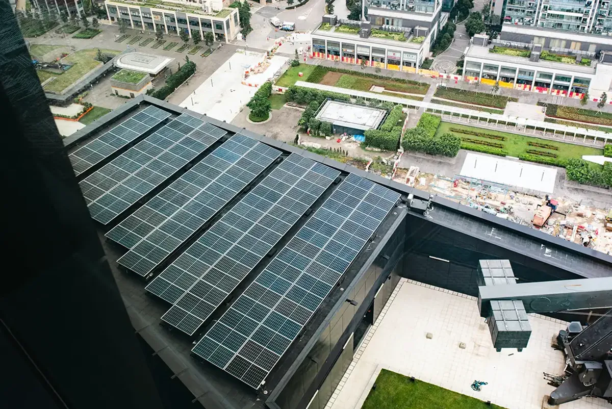 The building houses one of the largest photovoltaic farms in a commercial building in Hong Kong.