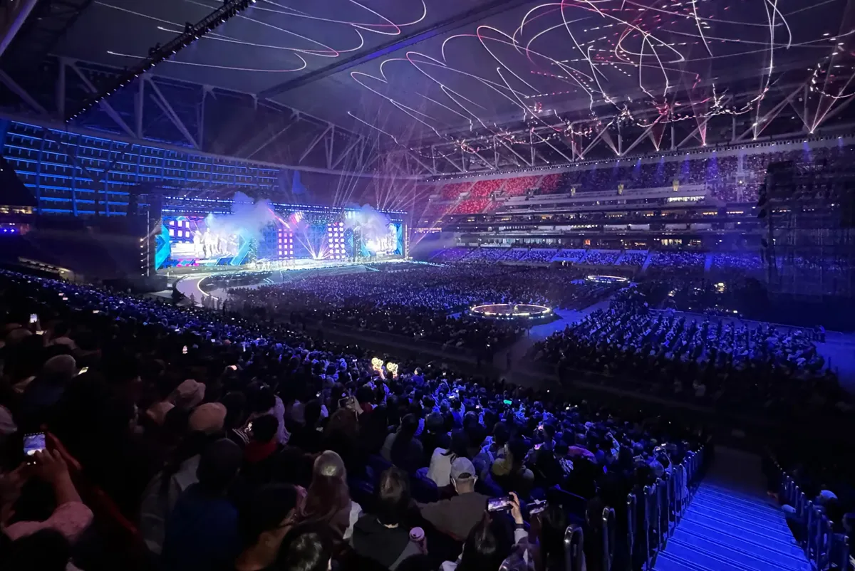 Kai Tak Stadium features 50,000 seats and provides many first-in-Hong Kong innovations.
