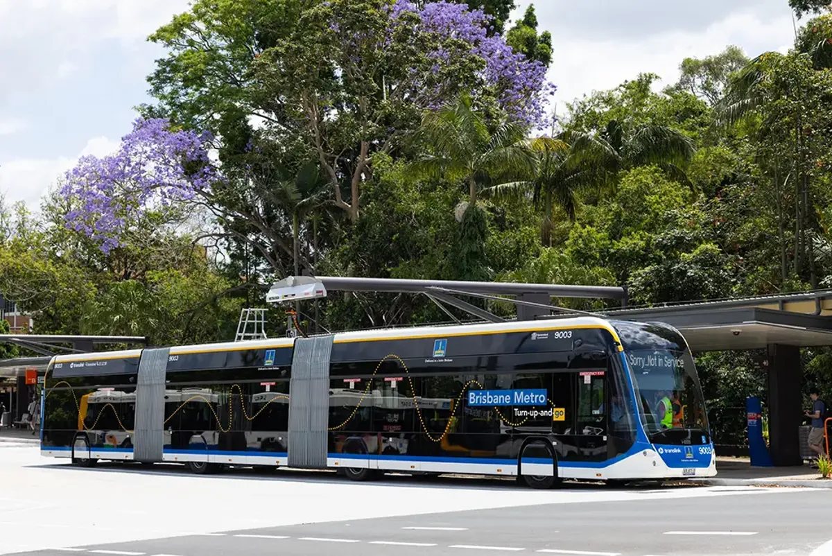 The Brisbane Metro vehicle being charged at a busway station roadside