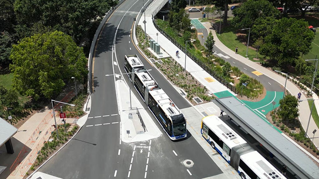 The Brisbane Metro vehicle being charged at a busway station roadside
