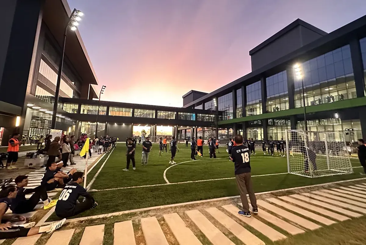 A group of people on a field.